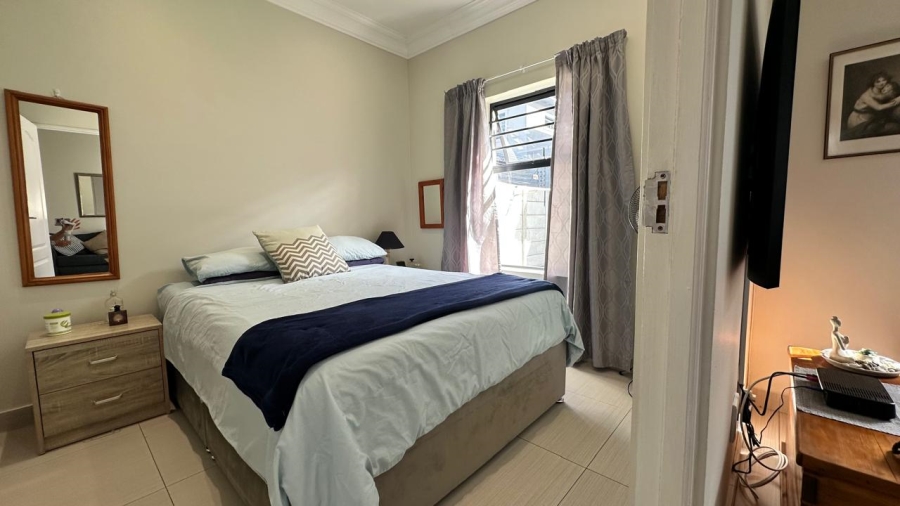 2 Bedroom Property for Sale in Parklands North Western Cape